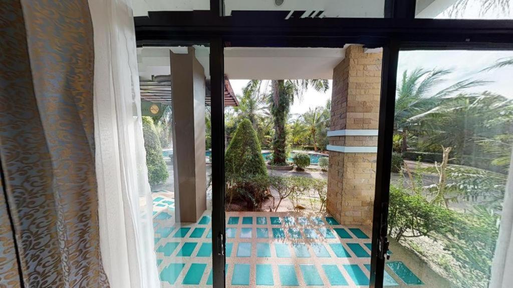 Nattha Waree Hot Spring Resort And Spa Ban Nua Khlong Dış mekan fotoğraf