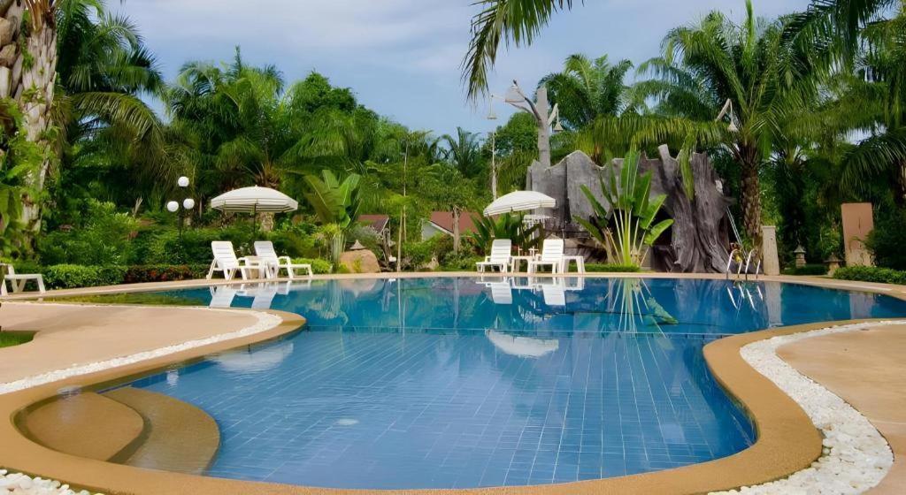 Nattha Waree Hot Spring Resort And Spa Ban Nua Khlong Dış mekan fotoğraf