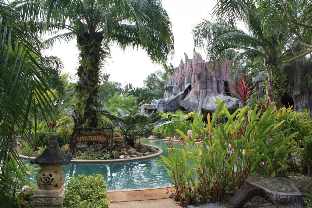 Nattha Waree Hot Spring Resort And Spa Ban Nua Khlong Dış mekan fotoğraf
